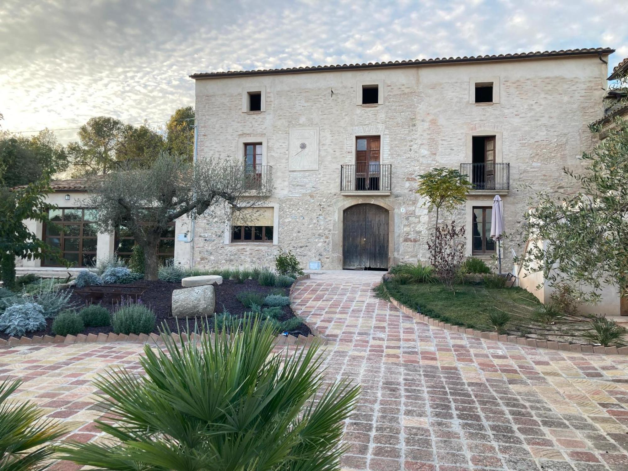 Els Hostalets de Pierola Habitacion Suite En Masia Can Robira מראה חיצוני תמונה